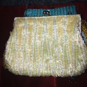 VINTAGE Regale LTD Brand Handbeaded Clutch